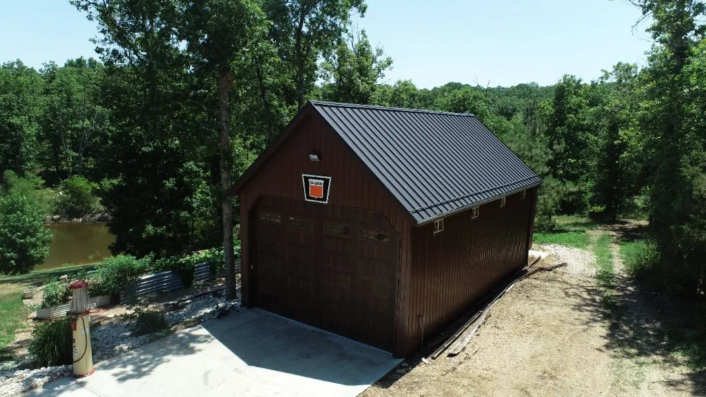 Metal roof in Missouri Ozarks